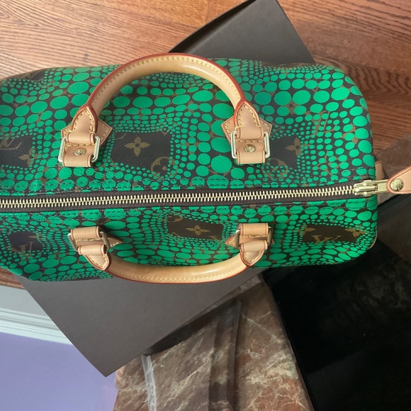 LOUIS VUITTON Limited Edition Yayoi Kusama Speedy 30 in green monogram dots !! - Picture 13 of 15